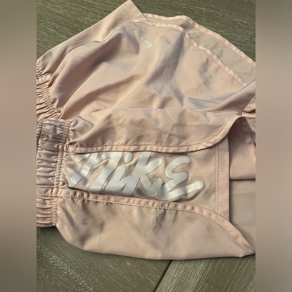 nike shorts medium - Picture 3 of 3